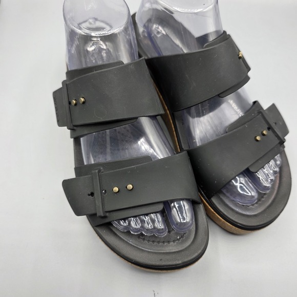 Crocs Brooklyn Sandals Womens 10 Black Rubber Straps Slide Cork Platform Buckles - Picture 2 of 14